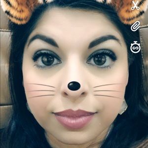 Meet your Posher, Lisette